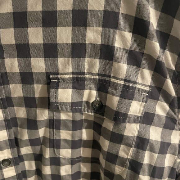 Lands’ End Grey and White Buffalo Plaid Lightweight Holiday Button Up Shirt XXLT - Picture 2 of 5